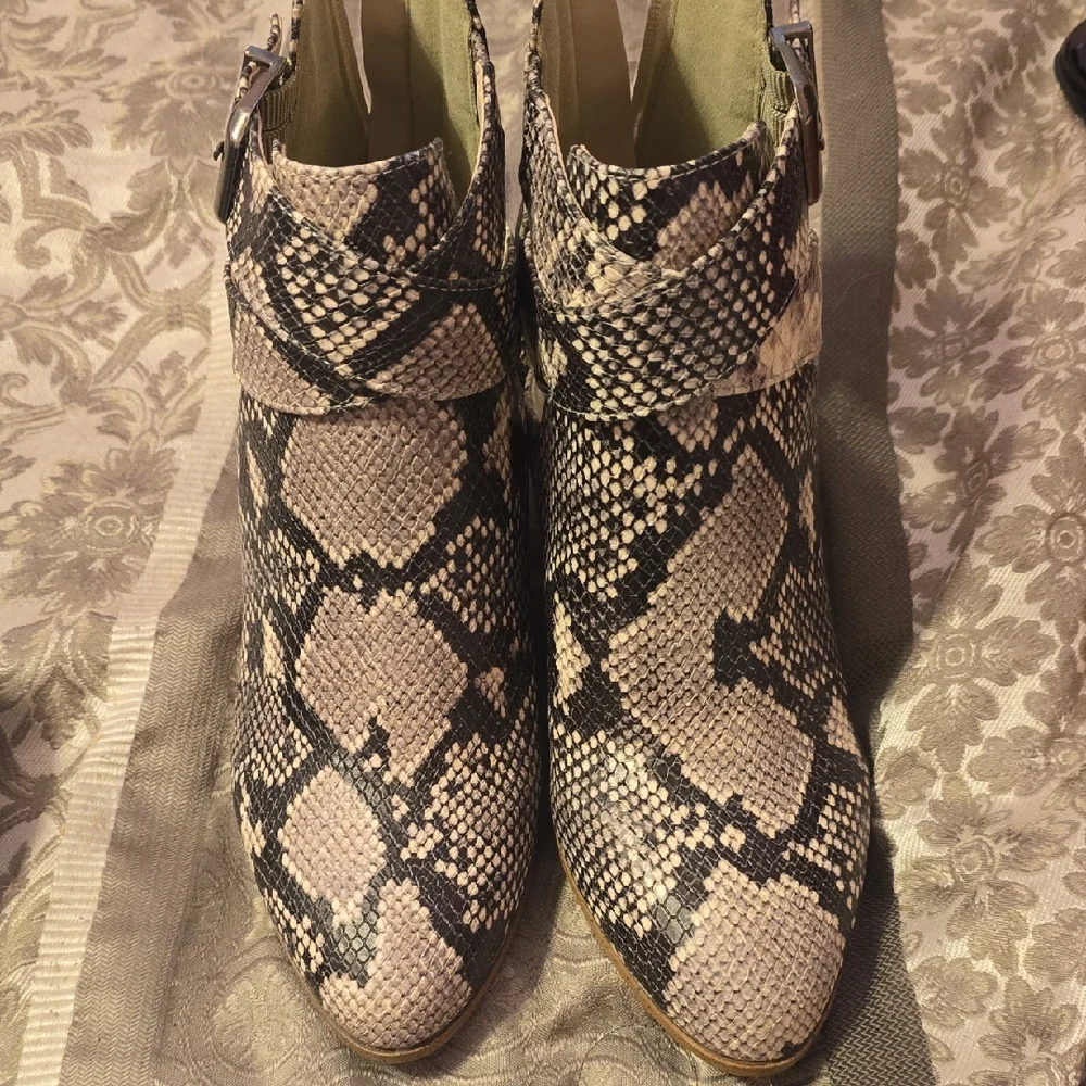Fergie‎ Black and Cream Snakeskin Ankle Booties